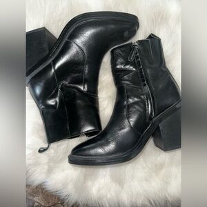 Steve madden Lina chunky heel booties